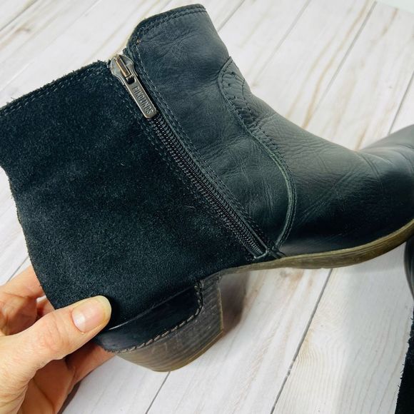 Pikolinos Rotterdam Black Leather Ankle Boots - Picture 6 of 10